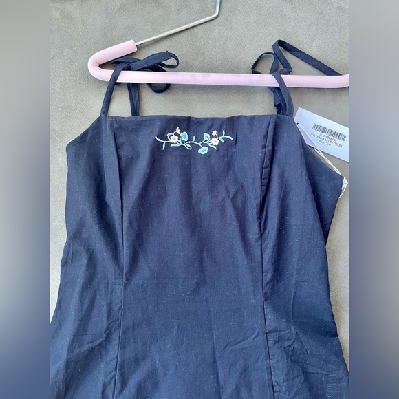 NWT Reformation embroidered Tovianna summer dress - Picture 5 of 8